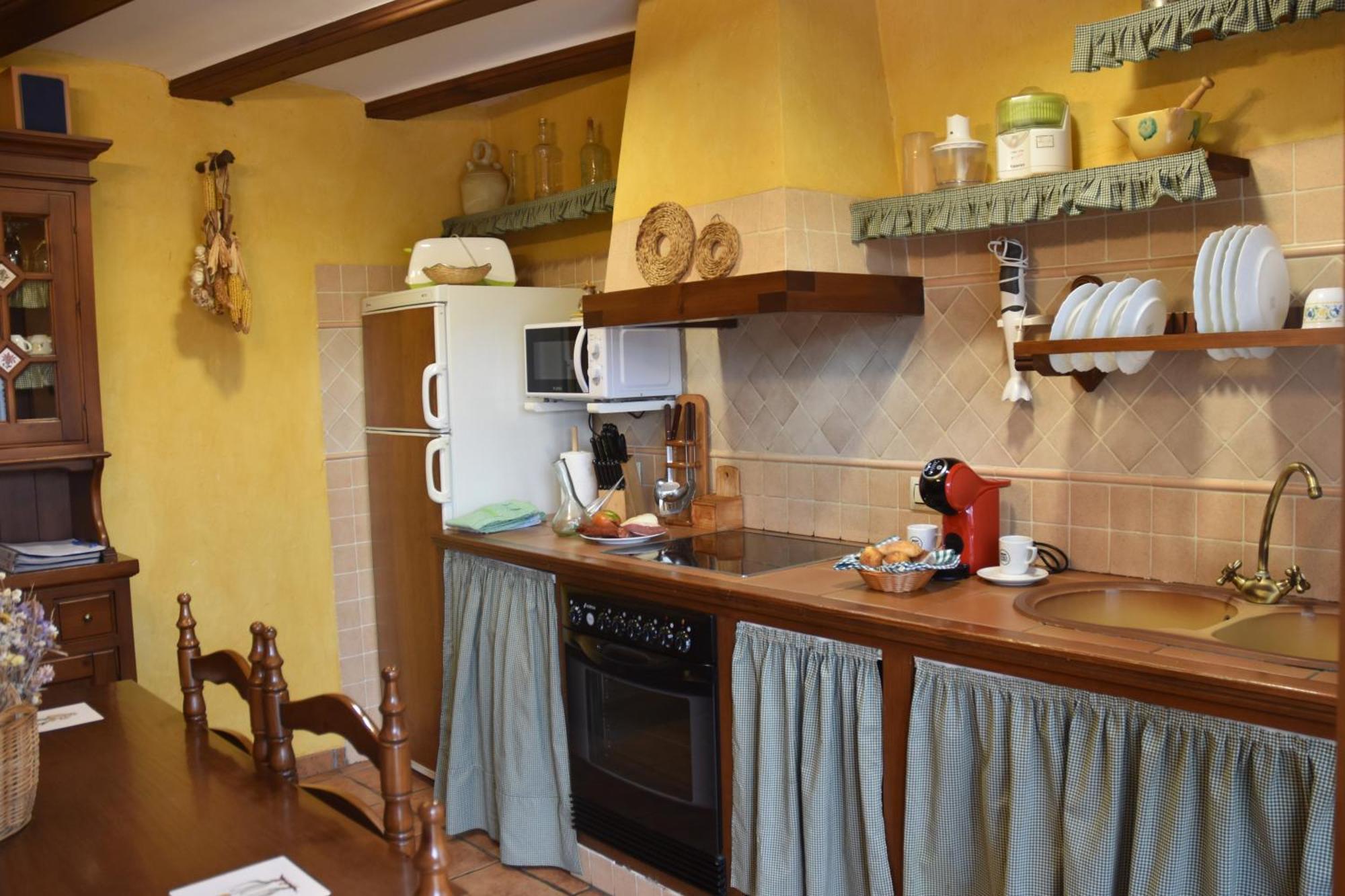 Casa Rural Nuri De Rei A Y B Todolella Экстерьер фото
